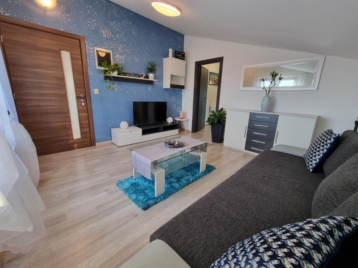 Apartment Pharos Zambratija  Ngoại thất bức ảnh